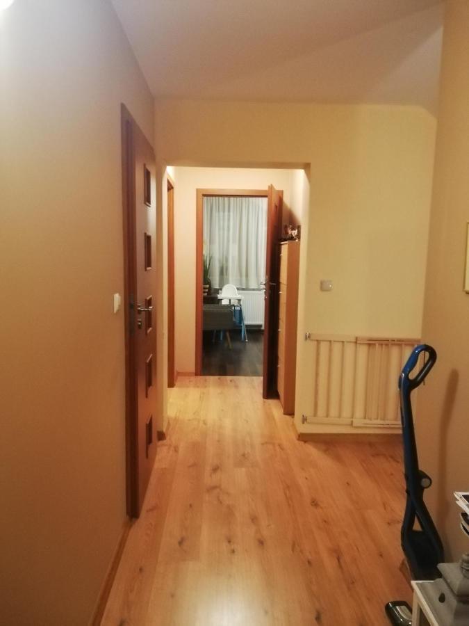 Pokoje Goscinne U Joli Щирк Екстериор снимка